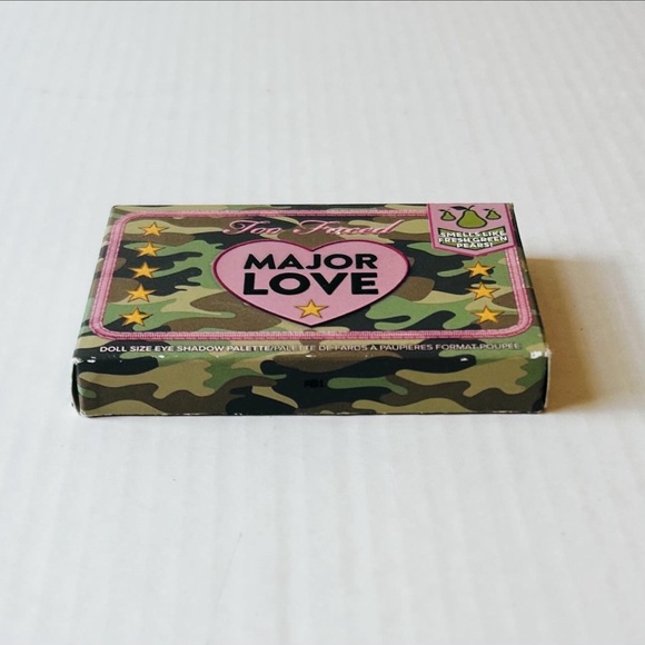 Too Faced Major Love Mini Eyeshadow Palette - Picture 6 of 12